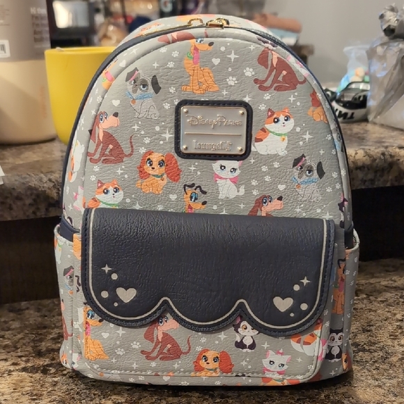 Disney Parks Exclusive Loungefly Mini Backpack - Cats and Dogs - Picture 3 of 7